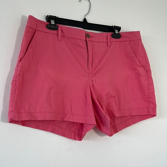 Pink shorts - Picture 1 of 2